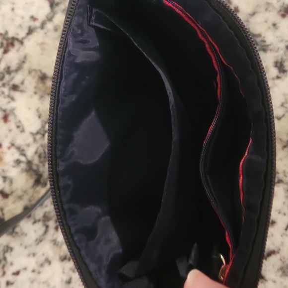 Tommy Hilfiger Small Black Purse/Crossbody - Picture 10 of 15